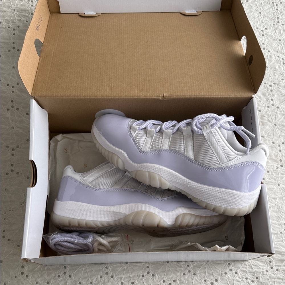 Women’s Air Jordan 11 Retro Low - Picture 2 of 7